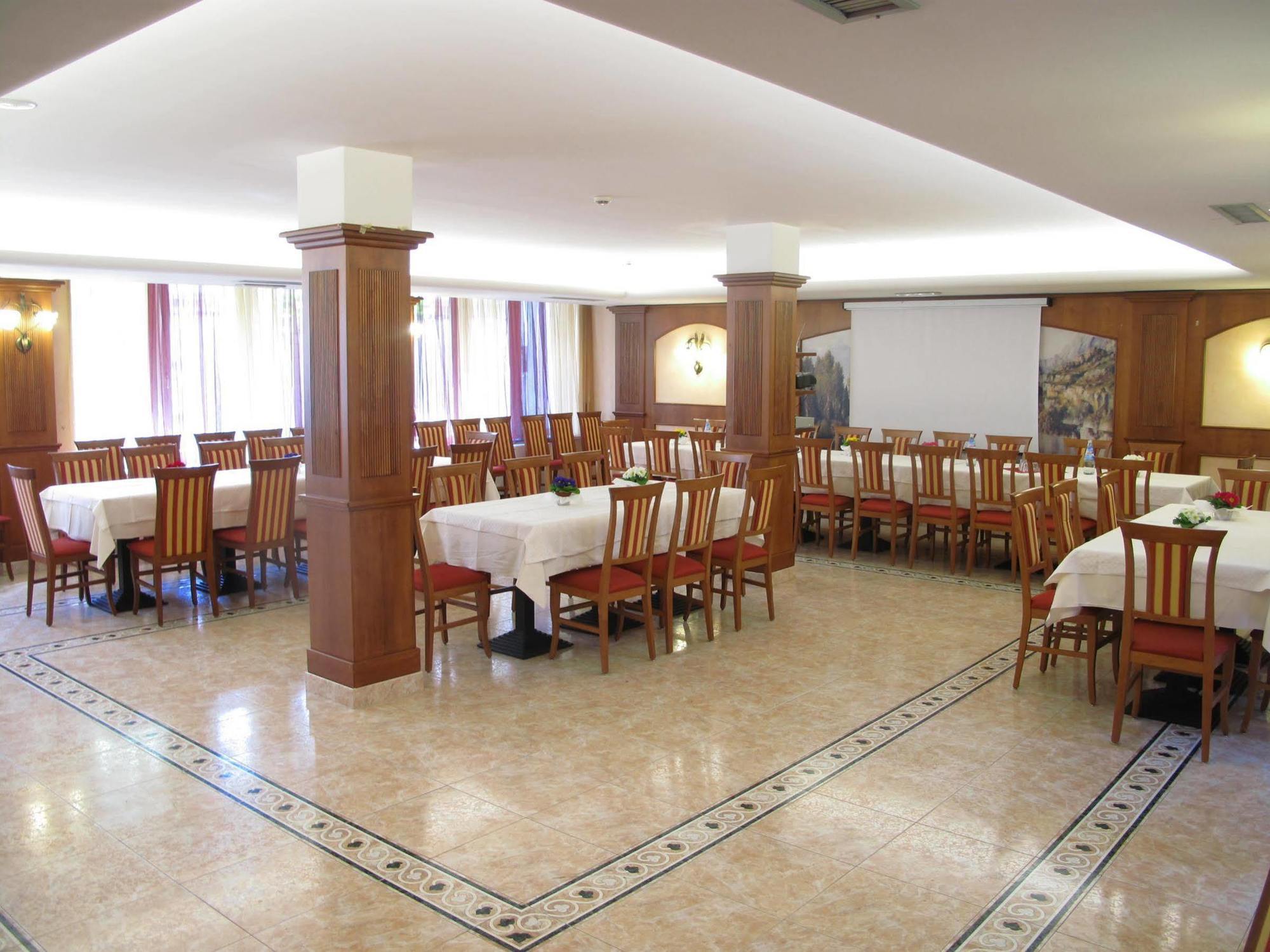 Hotel Olivo Arco Exterior foto